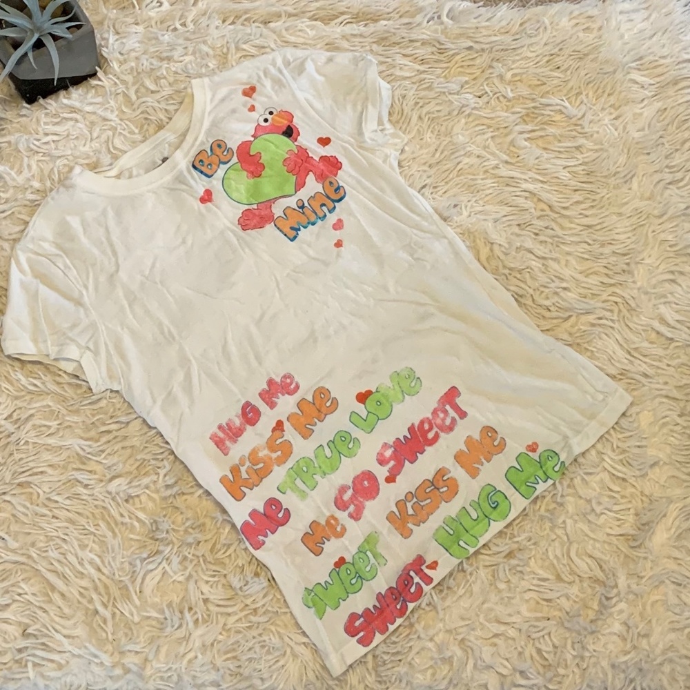 Womans Sesame Street Valentine ELMO Short Sleeve T